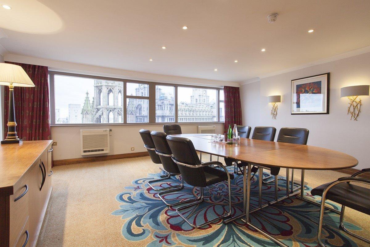 French Suite, Mercure Liverpool Atlantic Tower Hotel photo #2