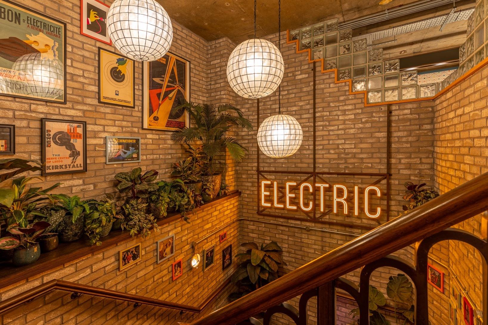 The Florence, Electric Shuffle Leeds photo #3