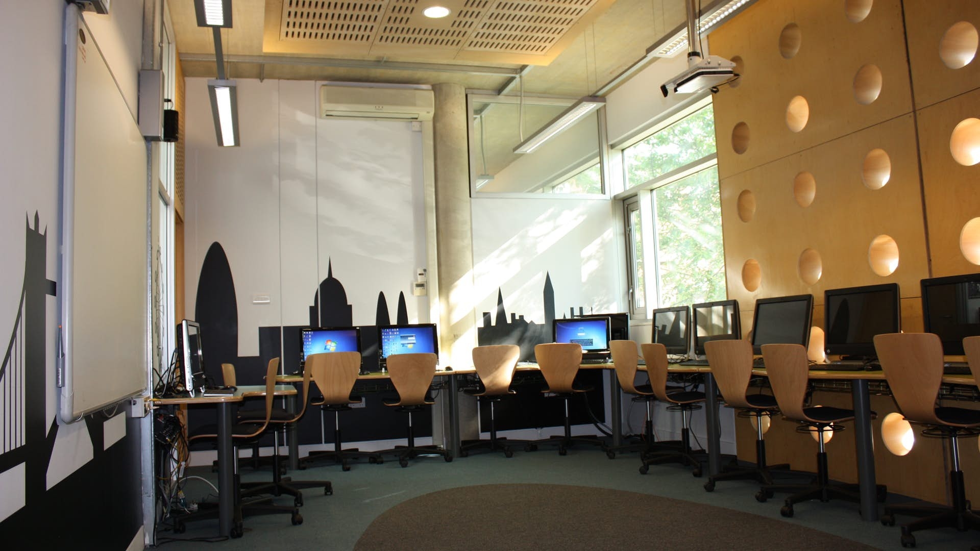 Photo of Camden City Learning Centre, Media And Meeting Space