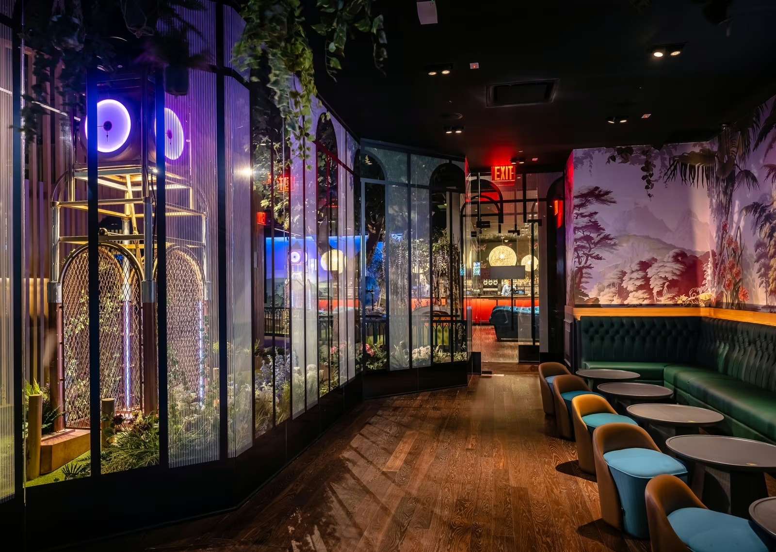 Photo of Swingers New York, Palm Room