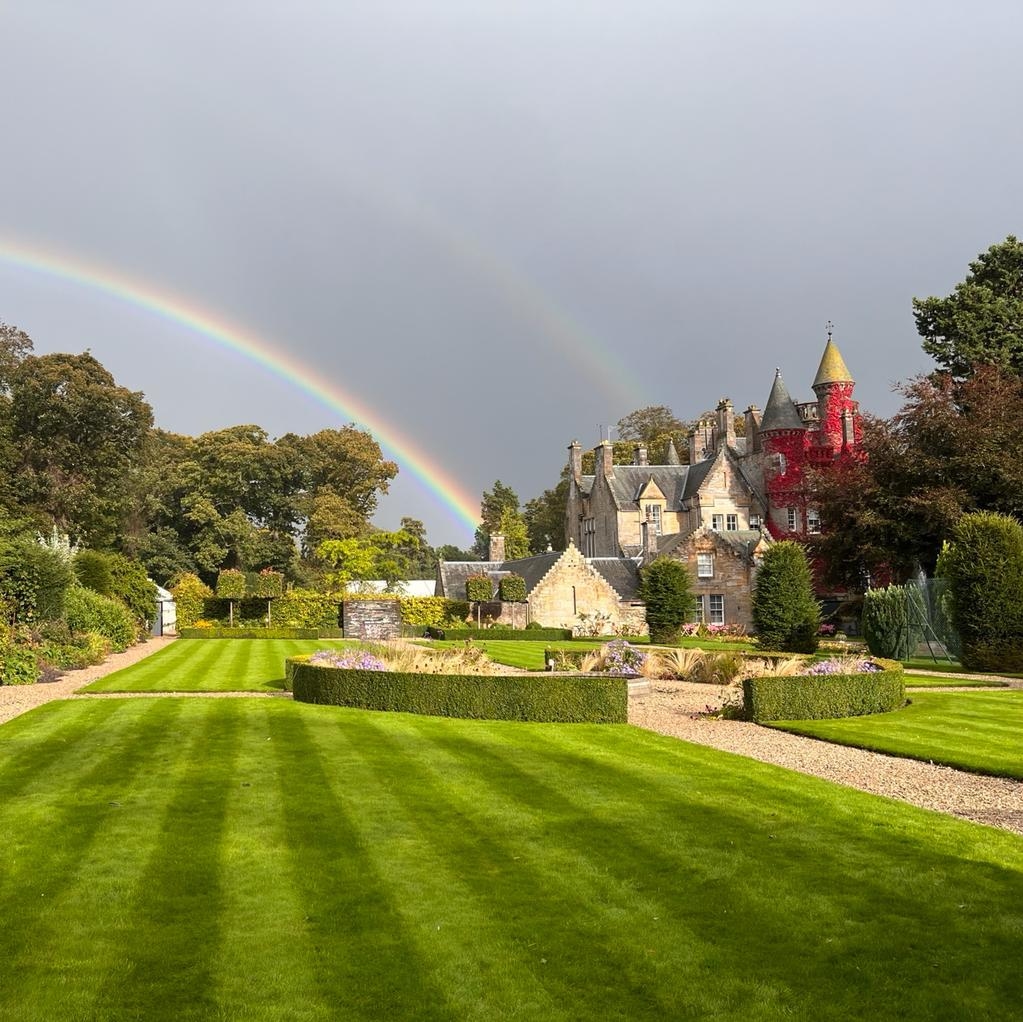 Photo of Carlowrie Castle
