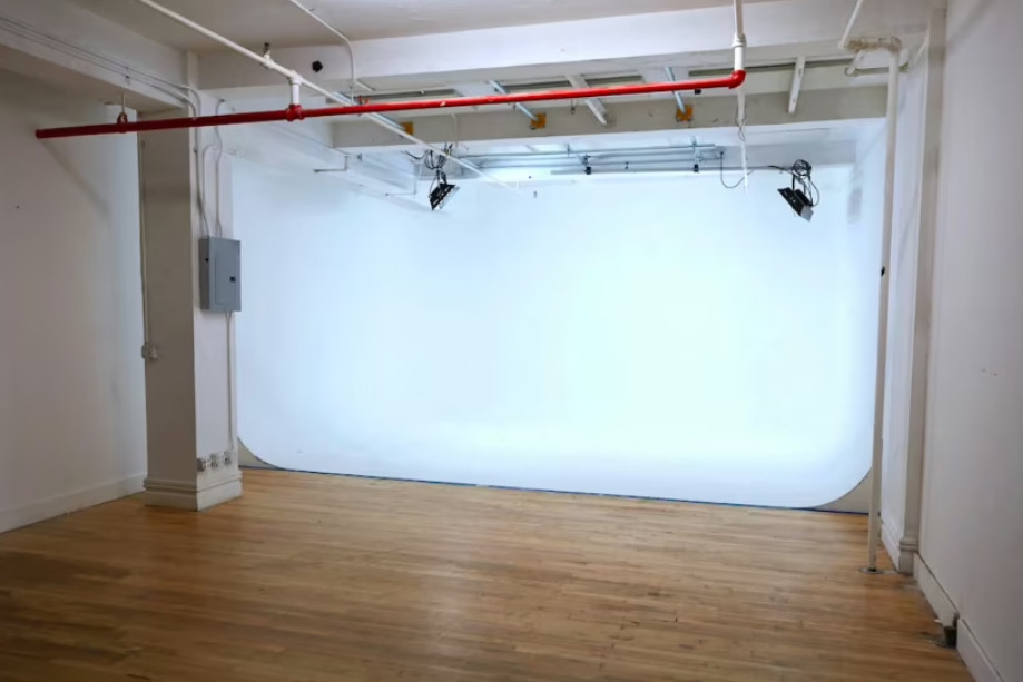Photo of Contra Studios, NYC Photo & Soundstage Studio