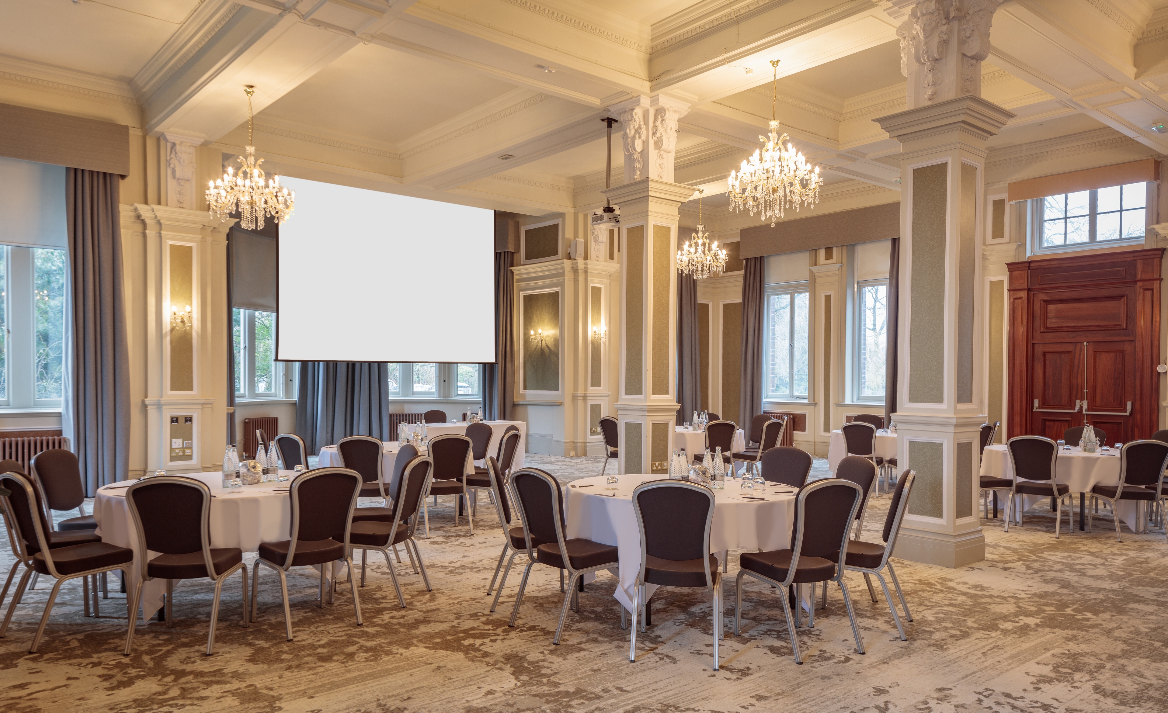 Photo of DoubleTree By Hilton Majestic Hotel & Spa, Billiard Room