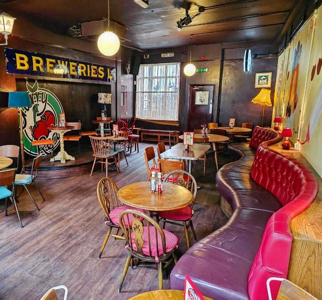 Photo of Cherry Reds Cafe Bar, Bosta Room