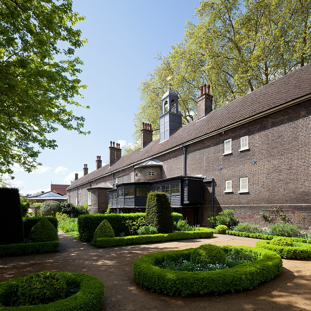 Photo of The Museum Of The Home, Front Lawns