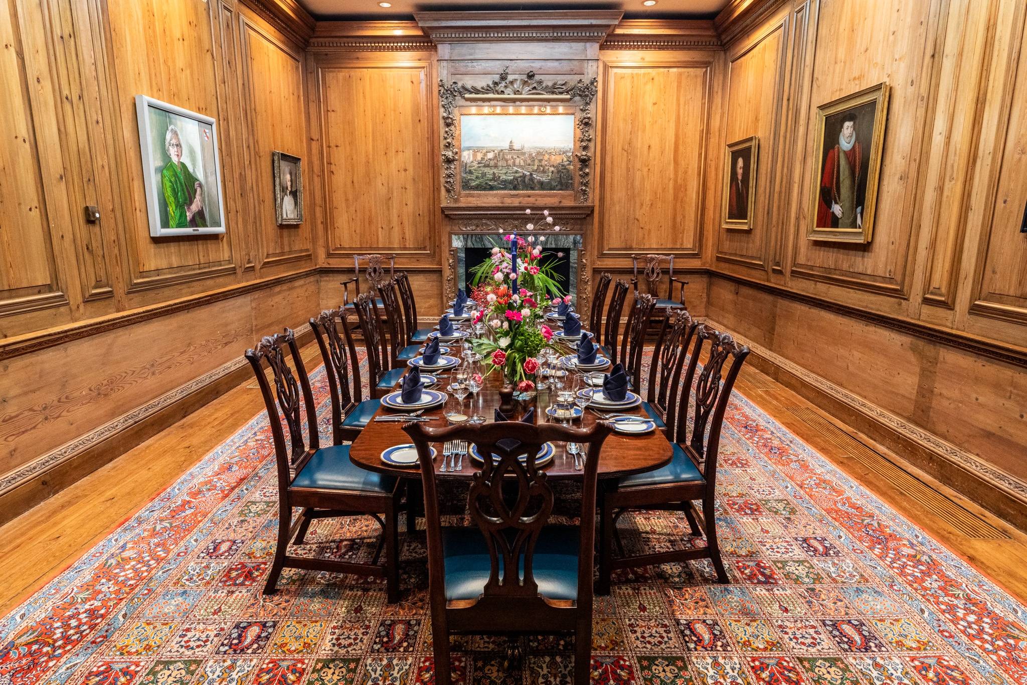 Photo of Haberdashers' Hall, Court Room
