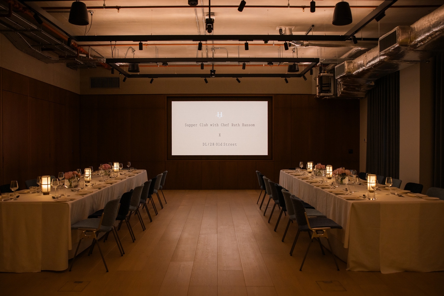 Photo of DL/28 Old Street, Mies Van Der Rohe