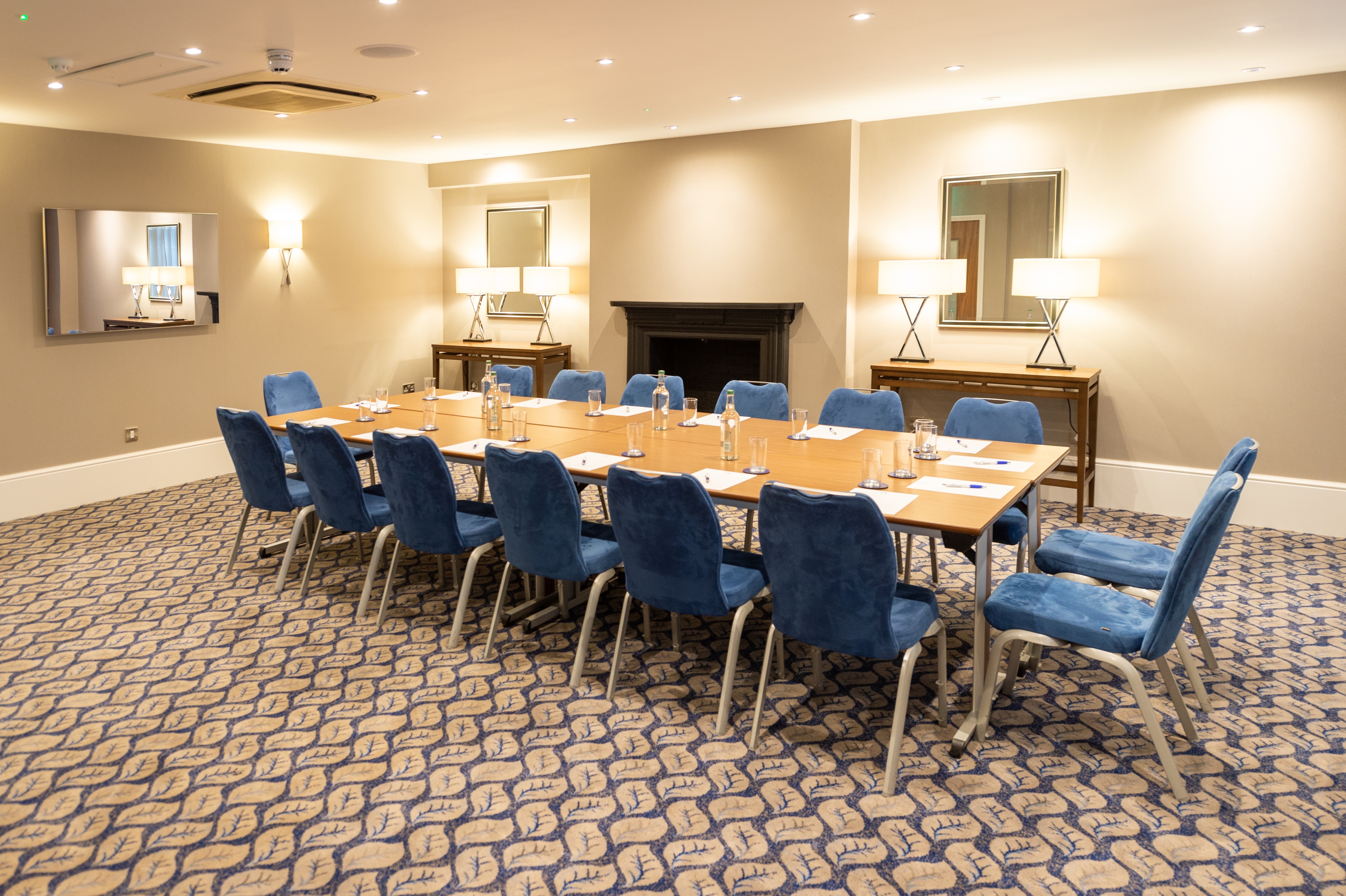 Photo of Victory Services Club, Old Reading Room