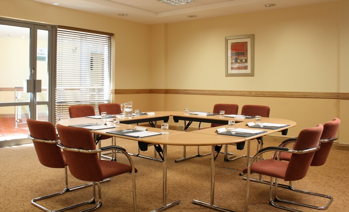 Photo of Leonardo Hotel Liverpool, Suite 6