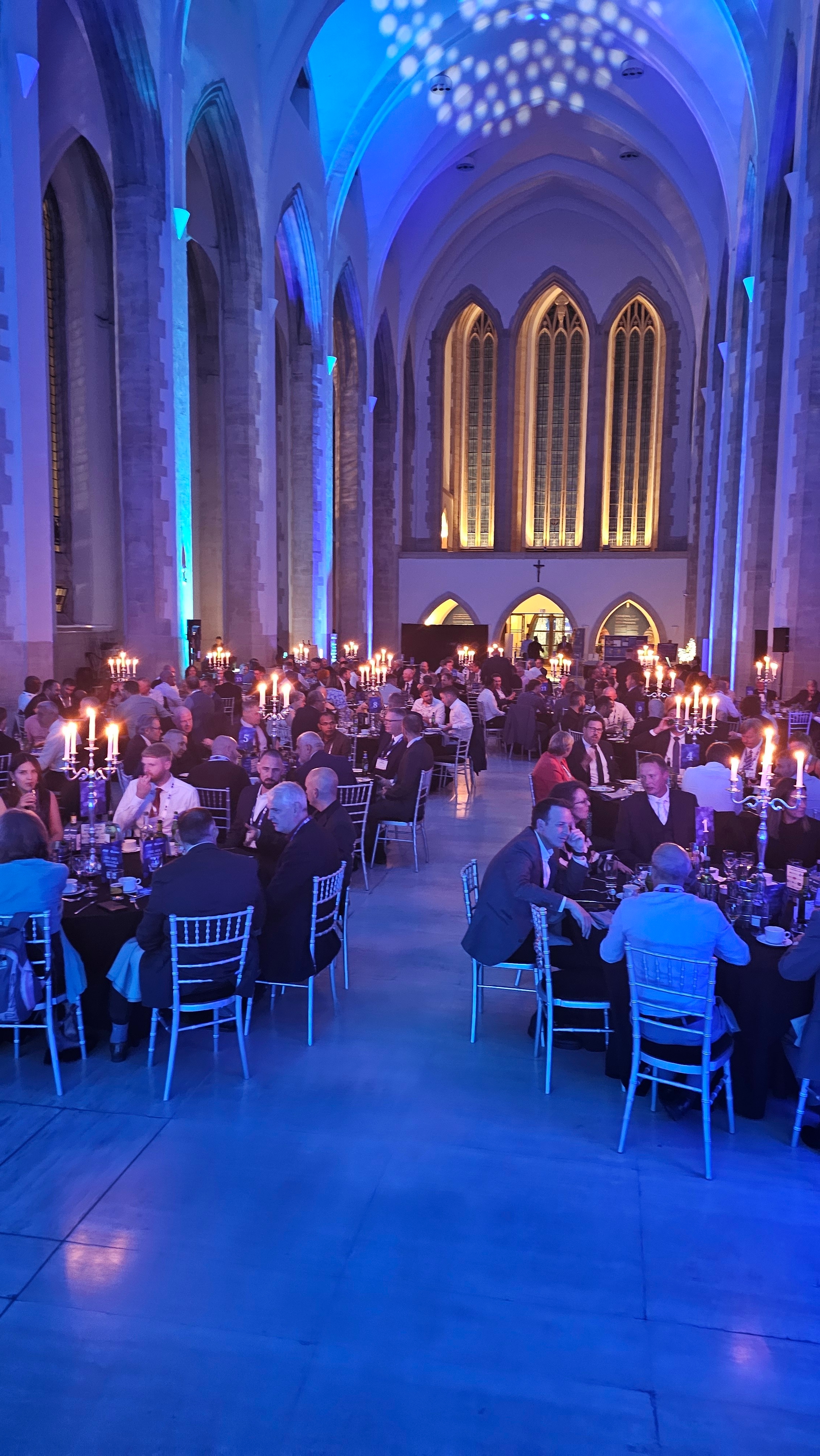 Photo of Seasons @ Guildford Cathedral, Cathedral Nave