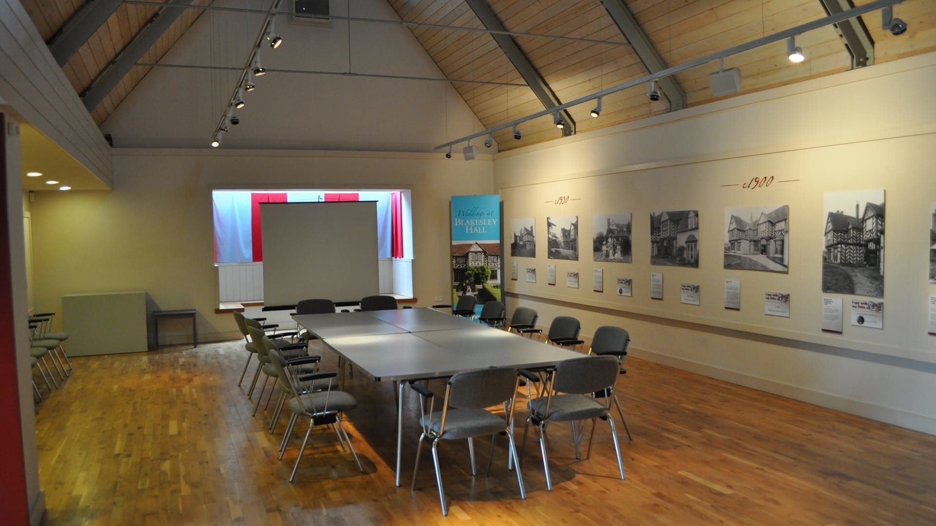 Photo of Blakesley Hall, Gallery
