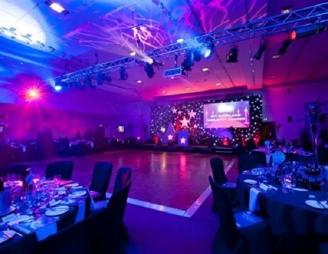 Photo of Radisson Blu Hotel Glasgow, Megalithic 2