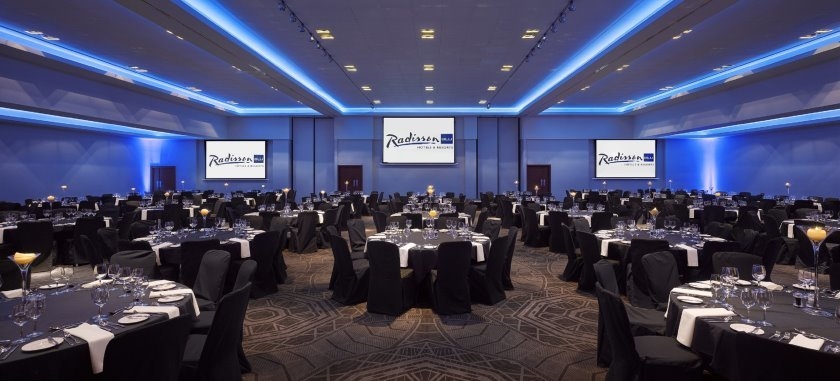 Photo of Radisson Blu Hotel Glasgow, Megalithic