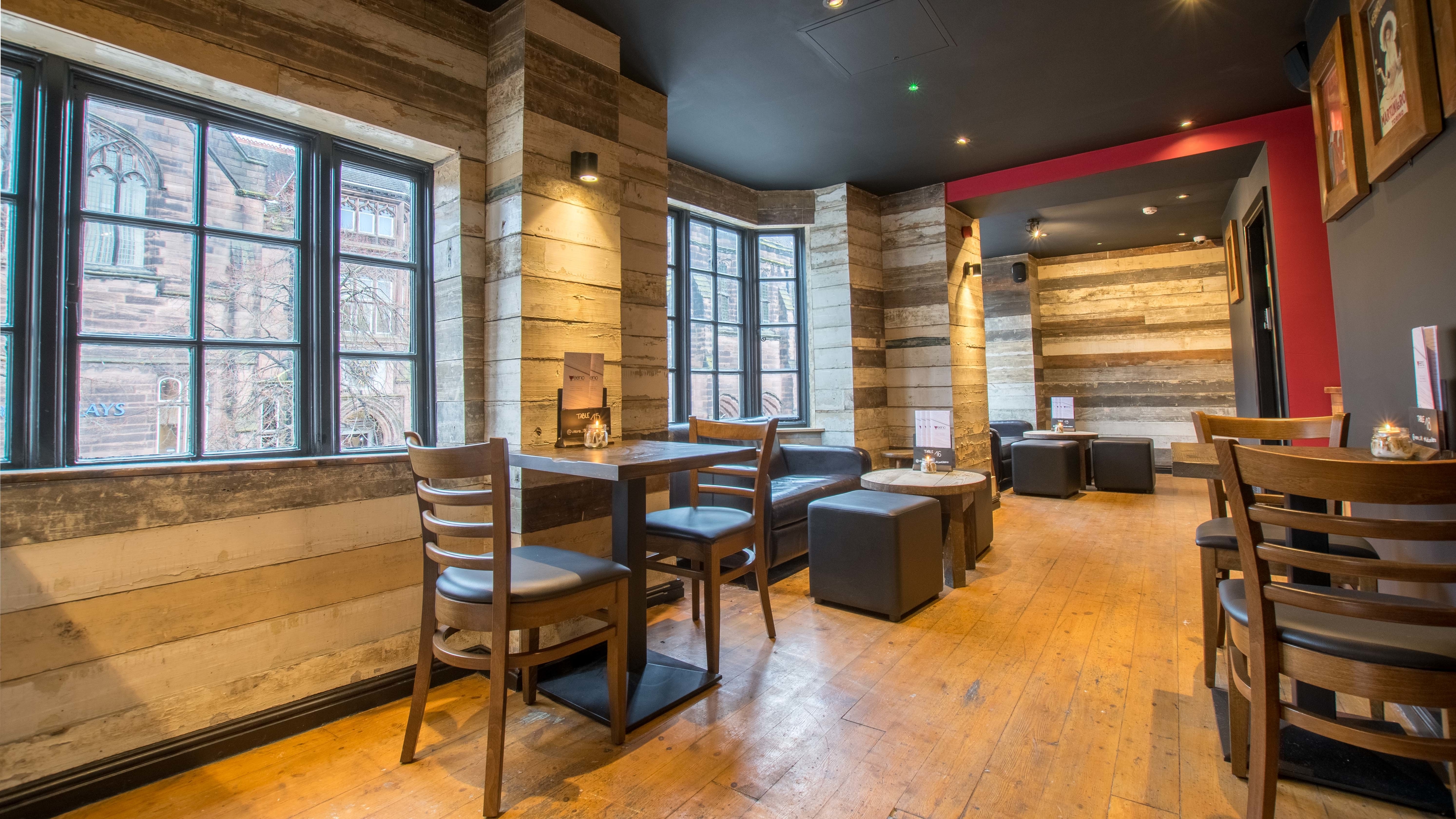 Photo of Veeno Chester, Semi-Private Hire