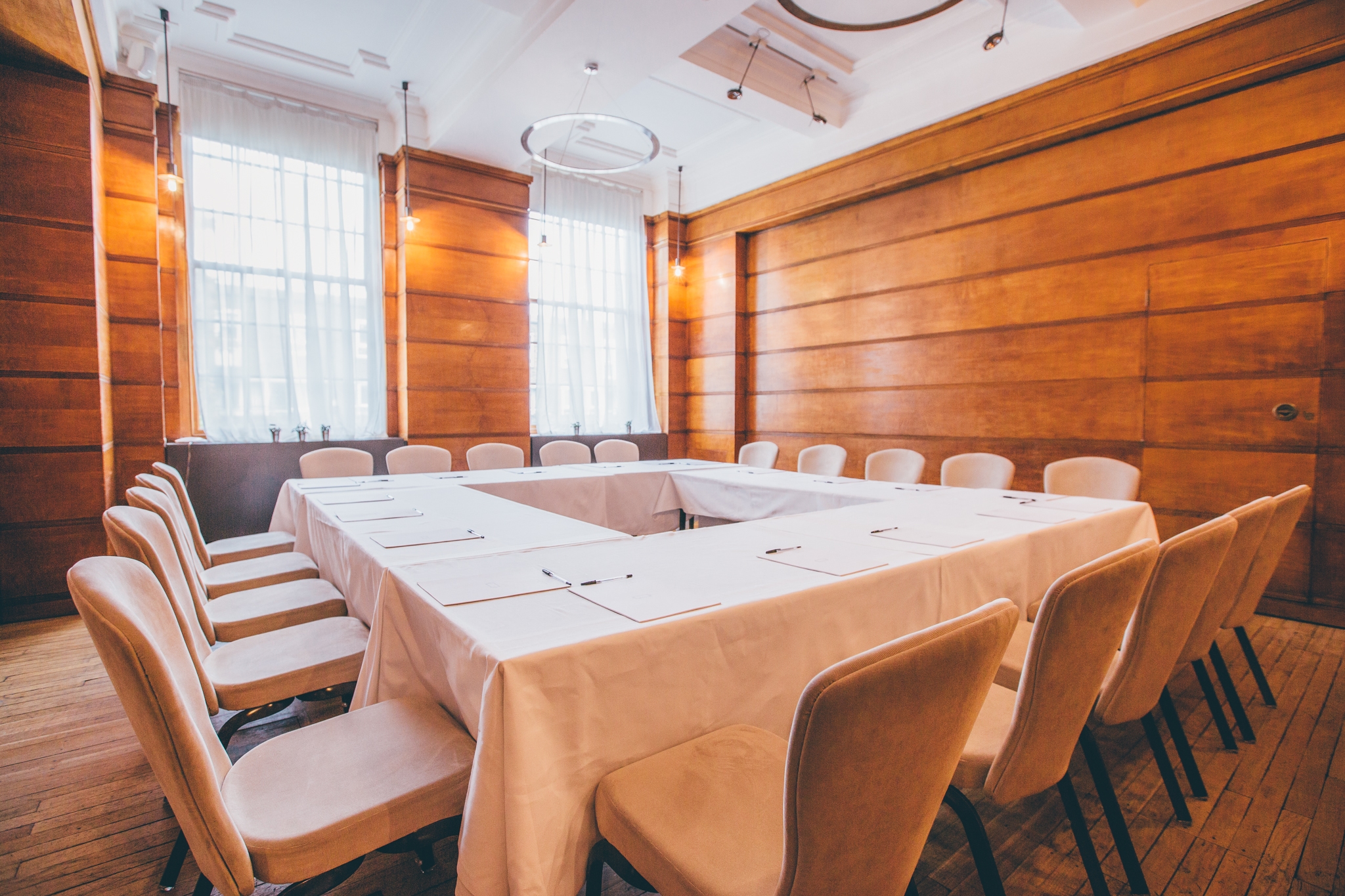 Photo of Town Hall Hotel