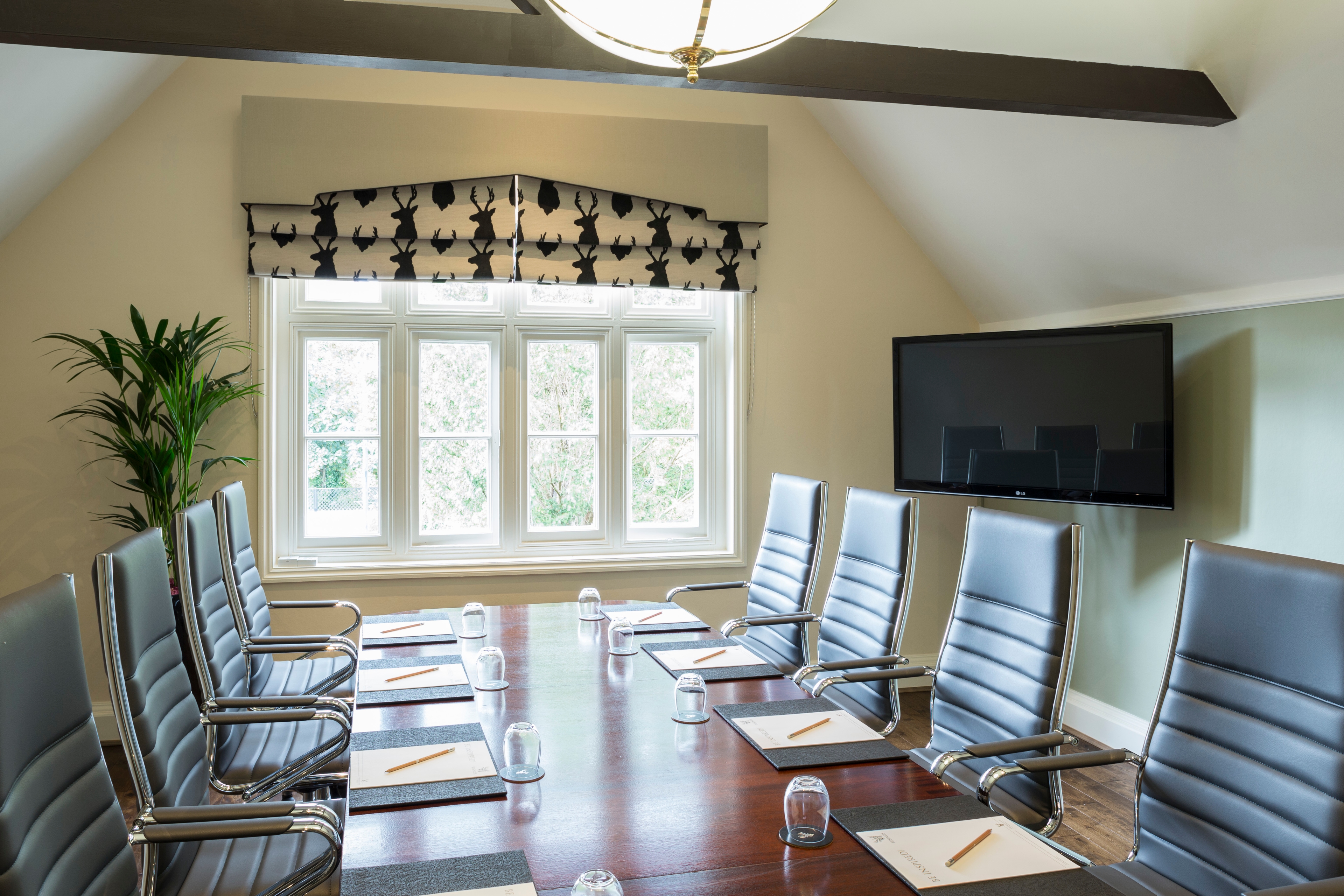 Photo of The Oakley Court, Marlow Suite