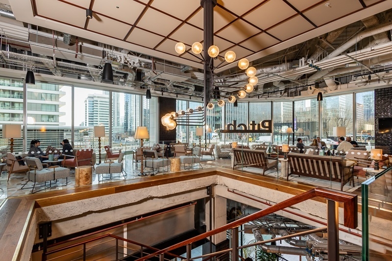 Photo of Pitch Canary Wharf, Exclusive Half Venue Hire With Panoramic Bar