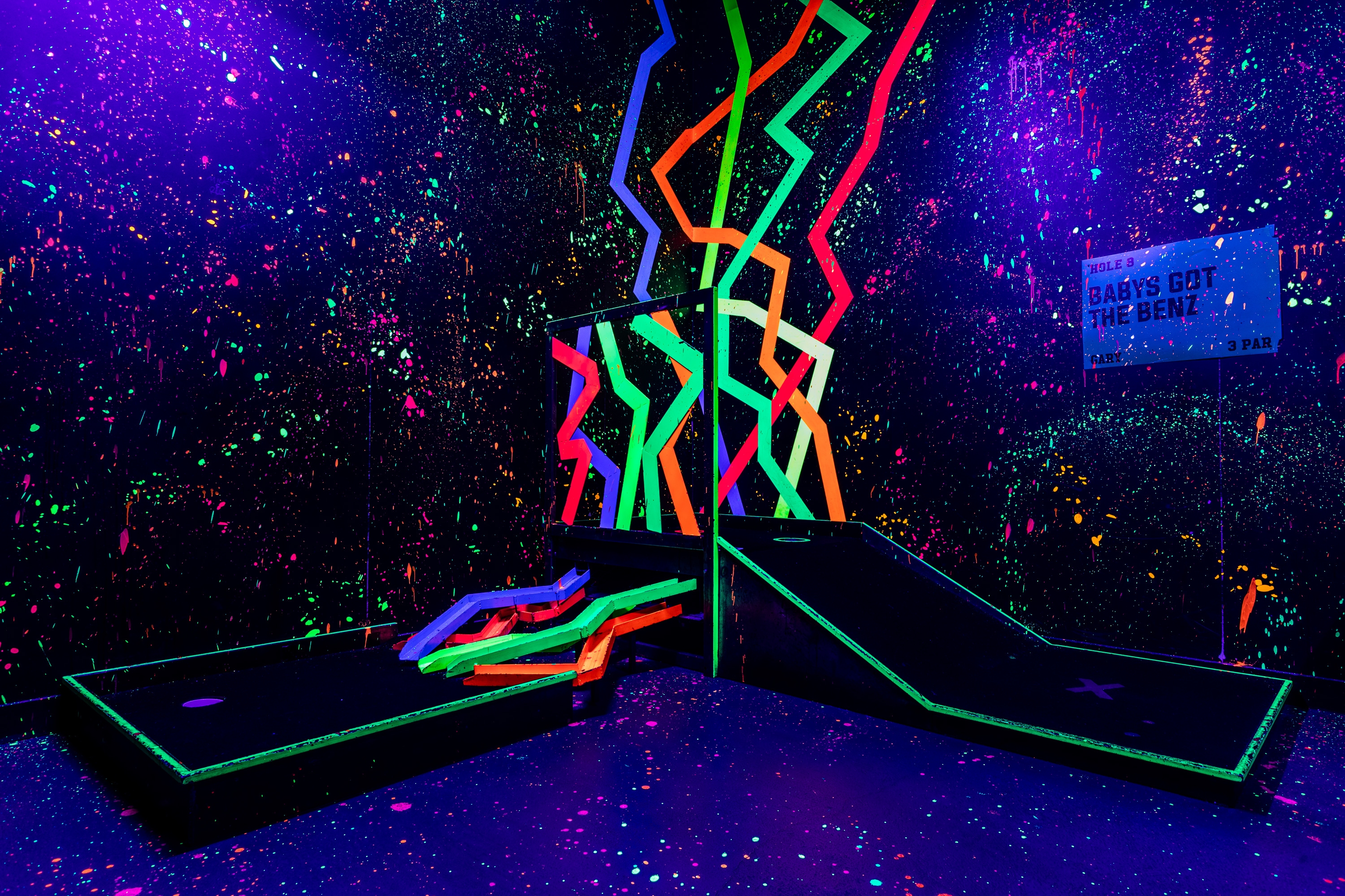 Photo of Junkyard Golf Shoreditch, Whole Venue