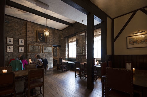 Photo of The Snooty Fox Hotel & Restaurant, The Snooty Fox Library