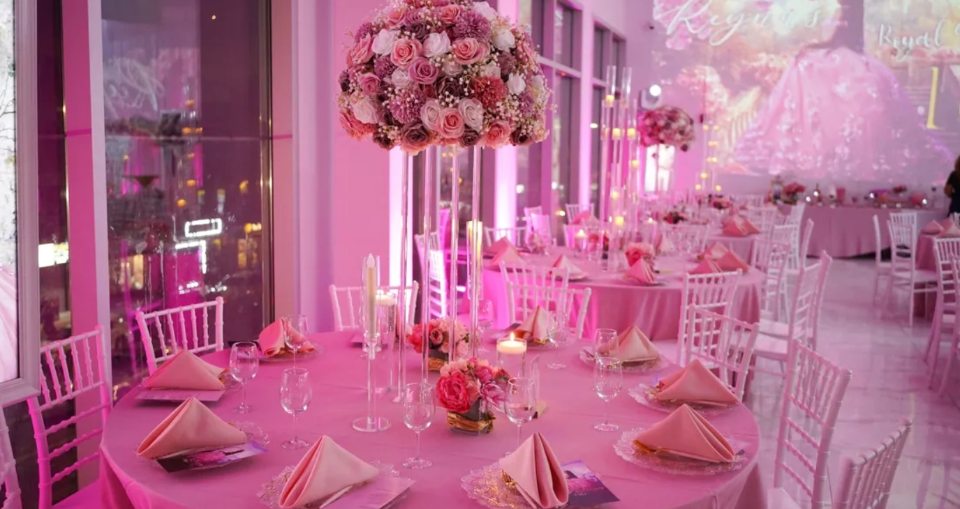 Photo of Dreams NYC Ridgewood, Main Room