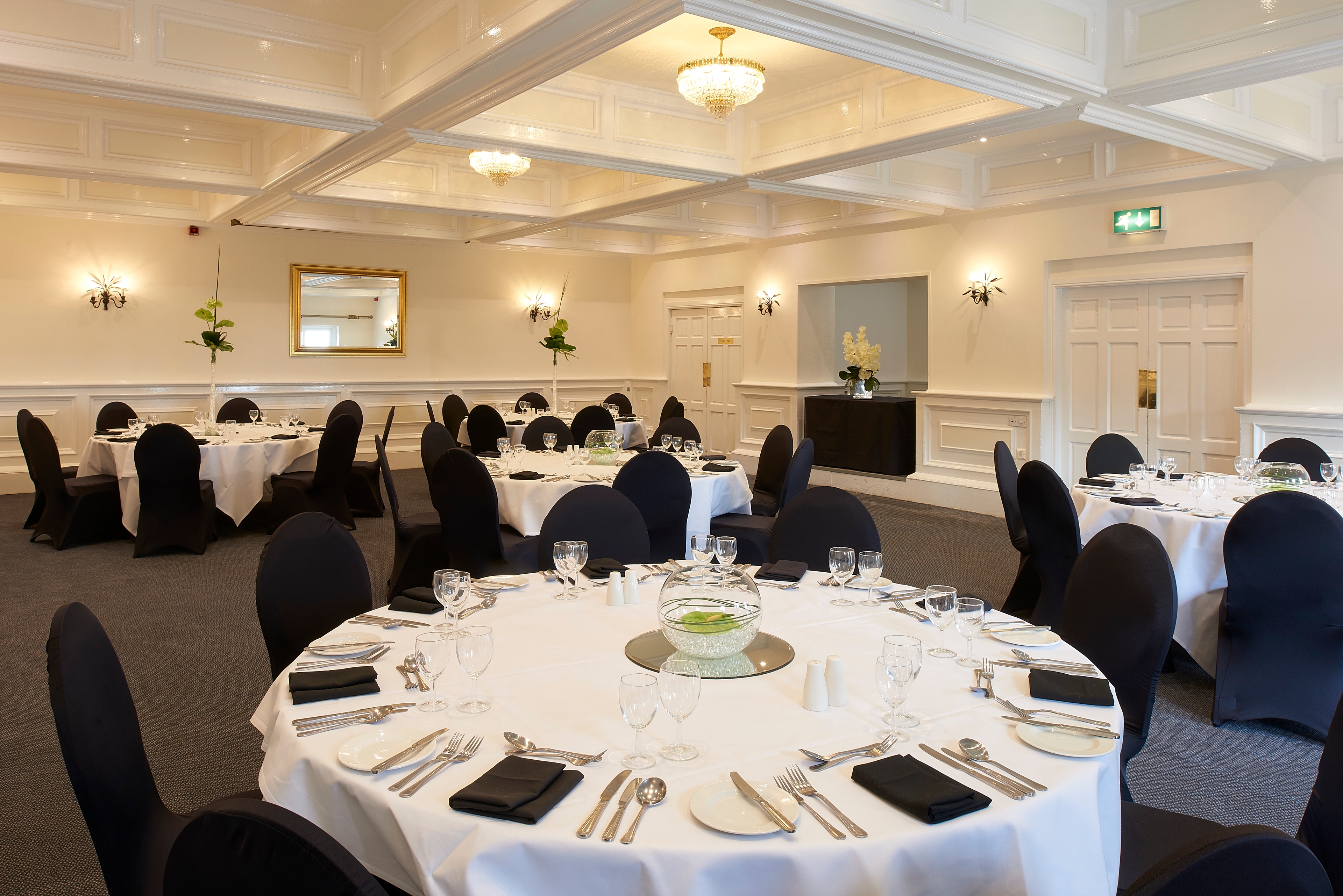 Photo of Last Drop Village Hotel & Spa, Harmony Suite