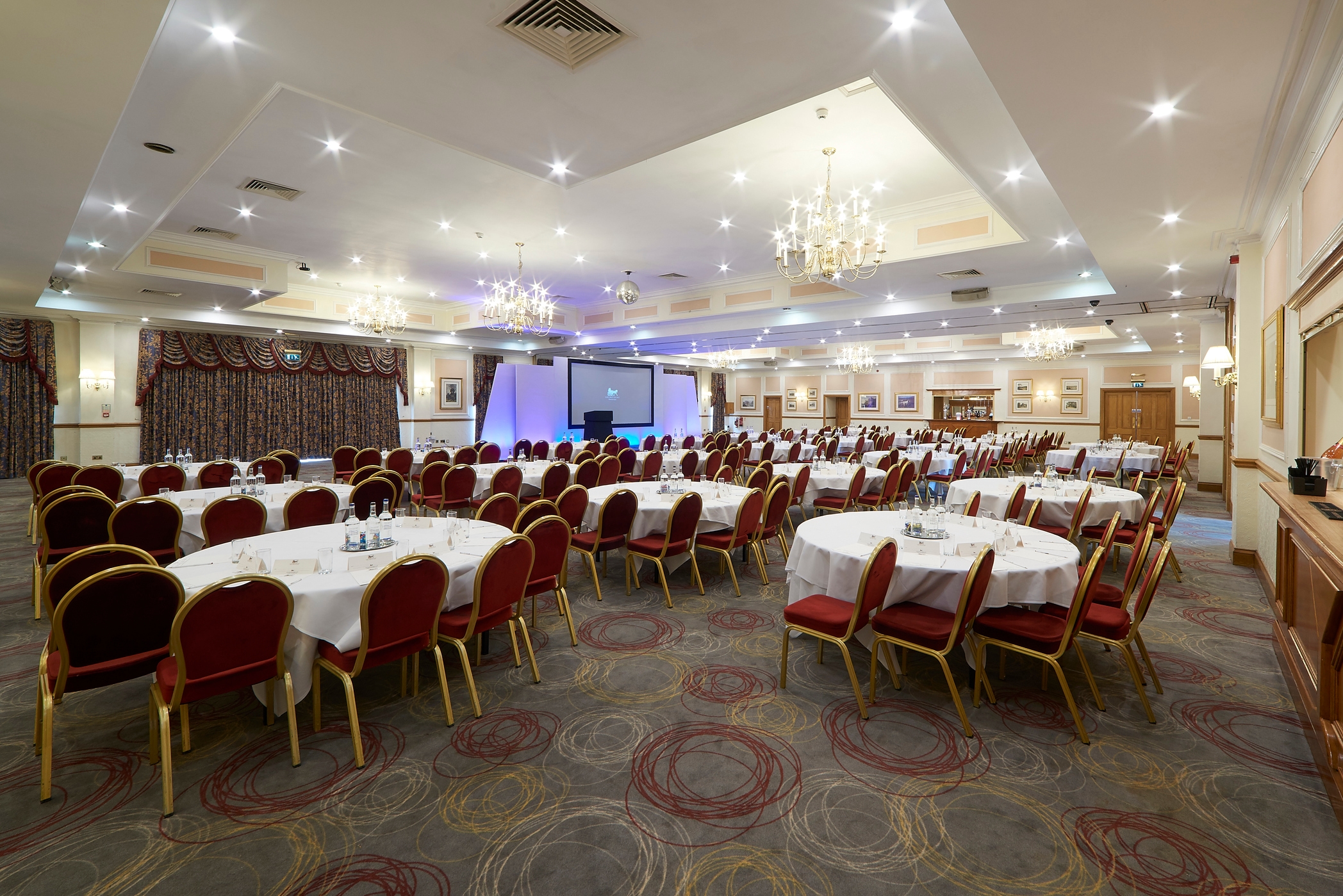 Photo of Last Drop Village Hotel & Spa, Pennine Suite