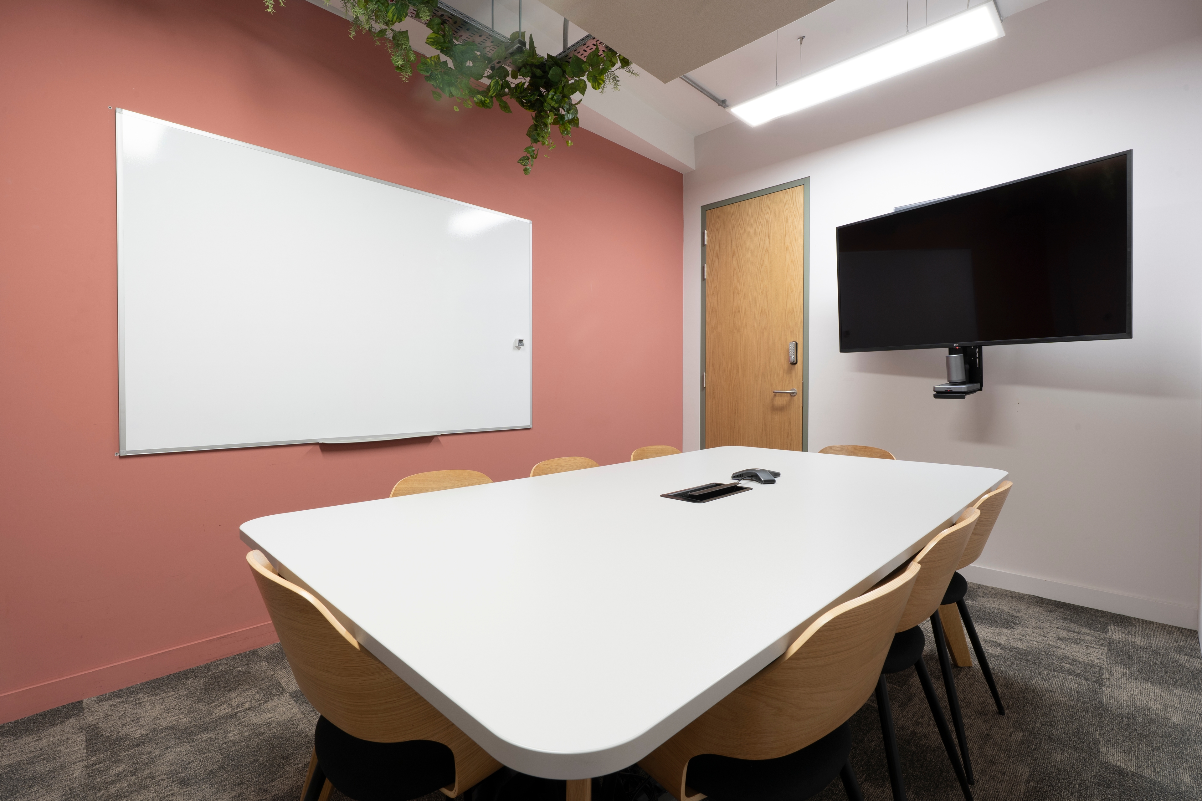 Photo of Runway East Shoreditch, Yuri