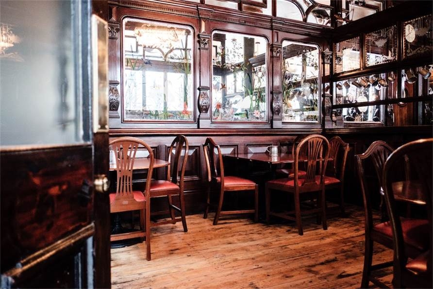 Photo of The Half Moon, The Snug