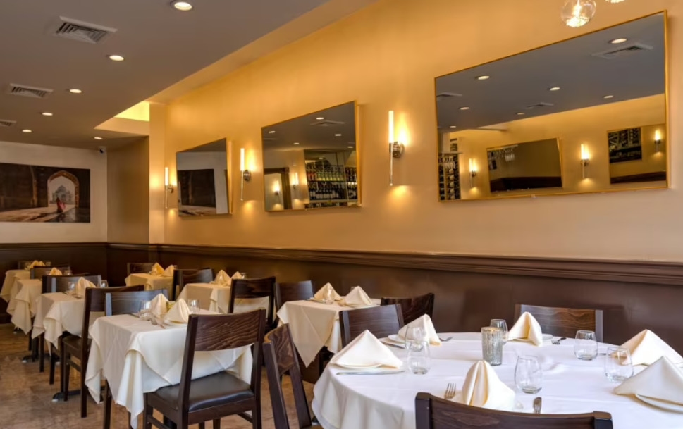 Photo of Jaz, Interior