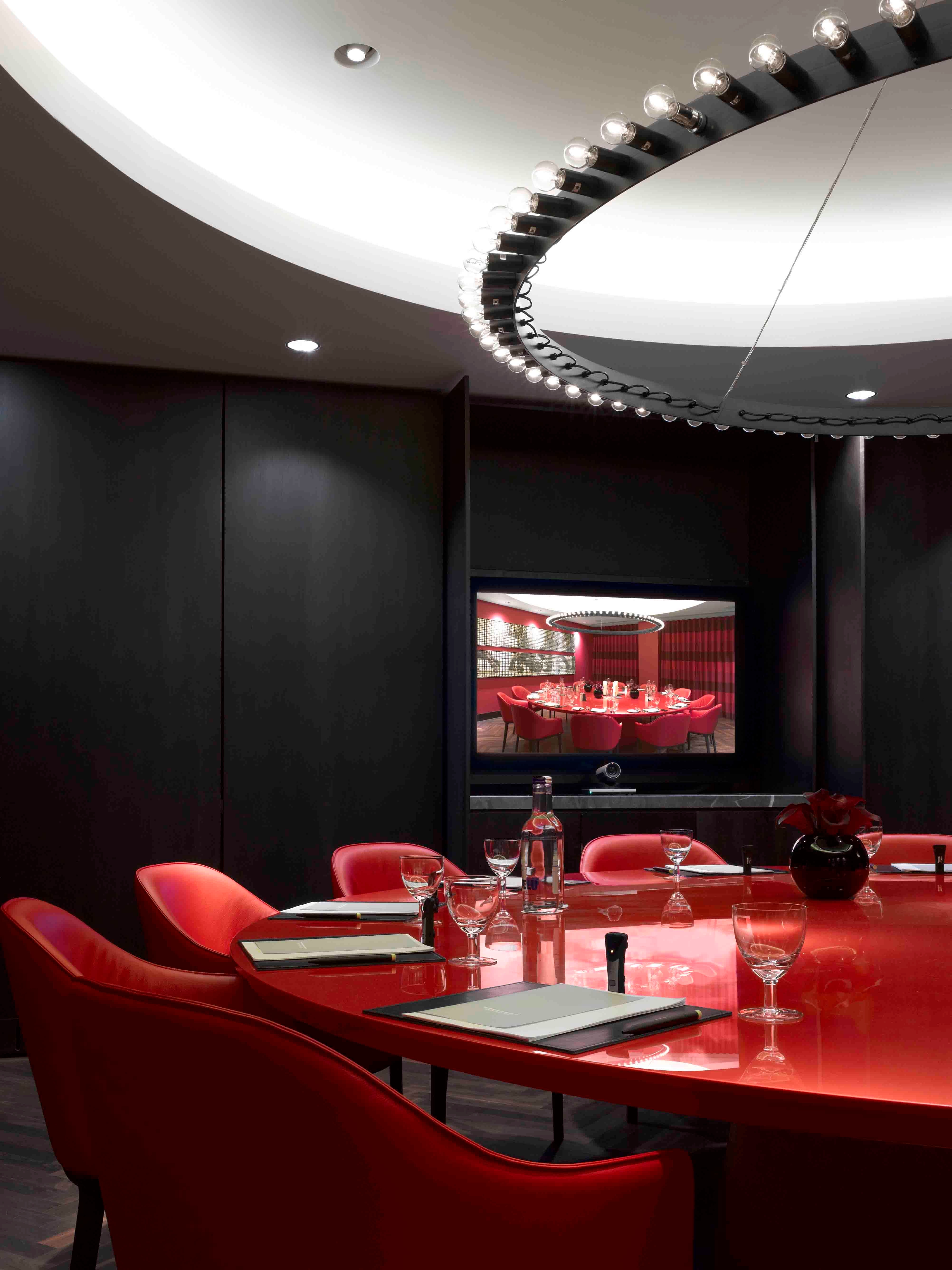 Photo of South Place Hotel, Kuryakin