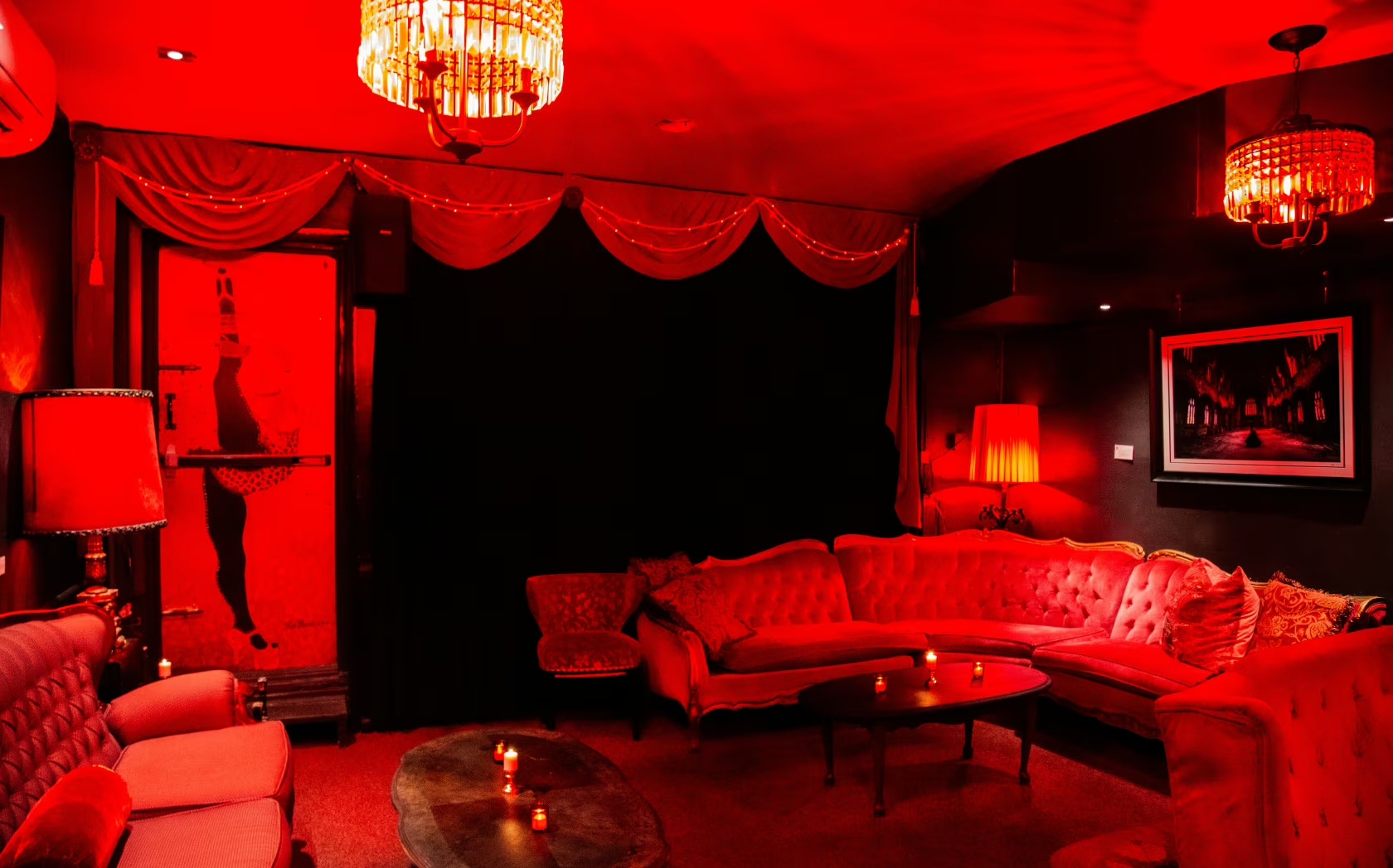 Photo of Madame X, The Marilyn: Seating Area