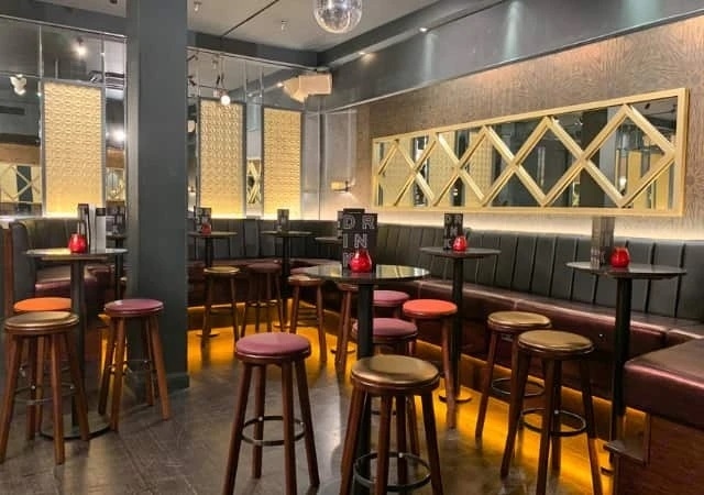 Photo of Sway Bar, The Hyde