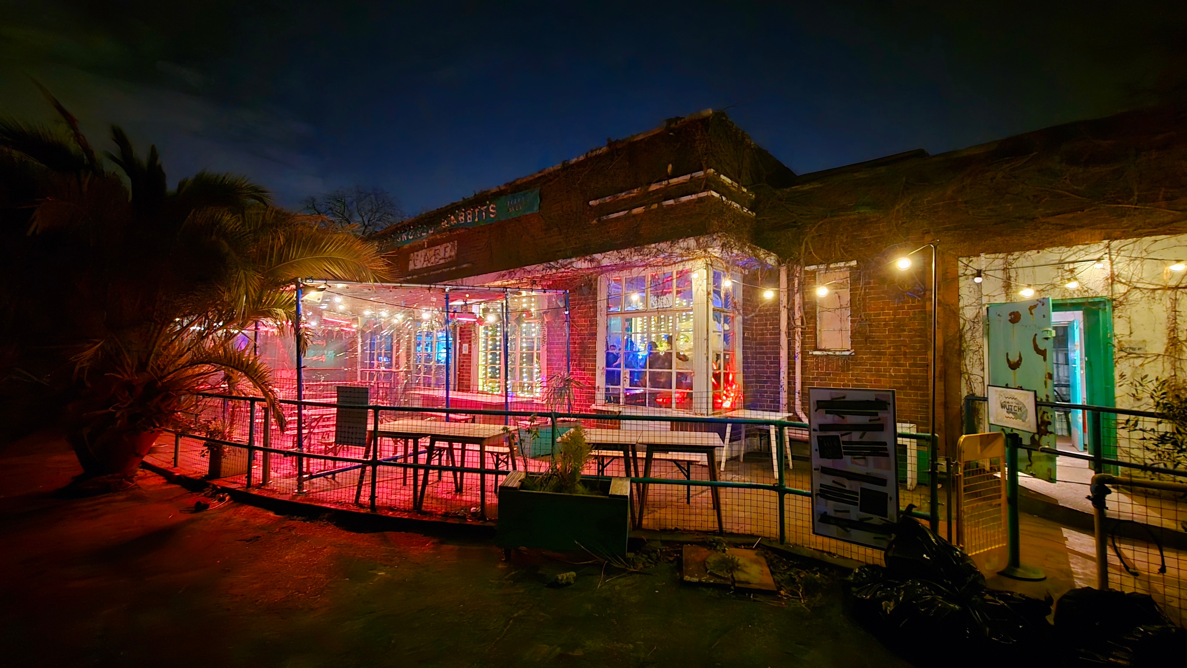Photo of 400 Rabbits At The Lido, Outdoor Terrace