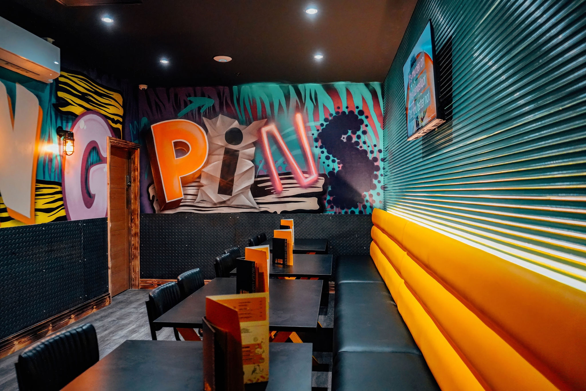 Photo of King Pins Bowling - Arndale Manchester, The Battle Zone