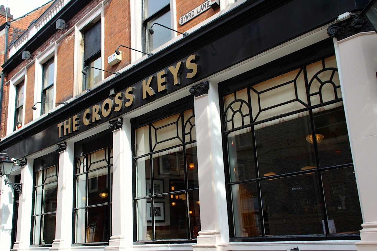 Photo of The Cross Keys, The Alice In Wonderland Room