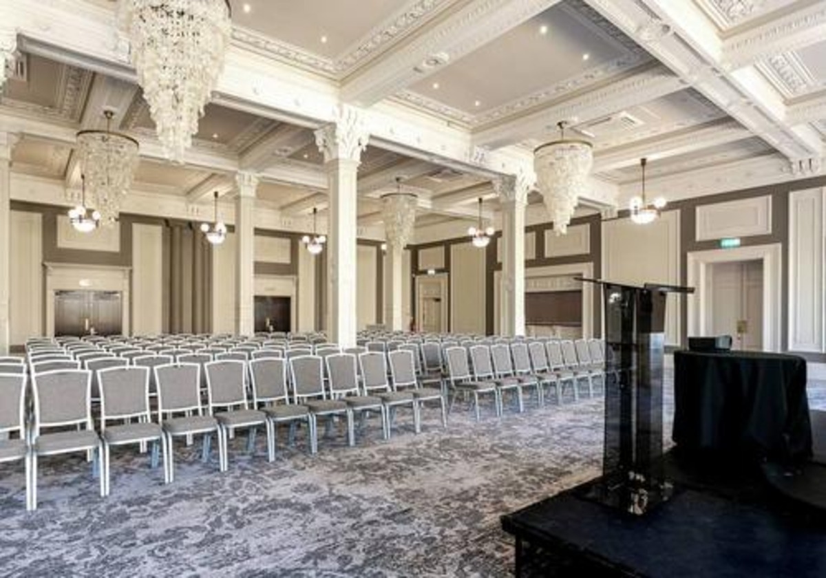 Photo of Cedar Court Hotel Harrogate, Queen Suite