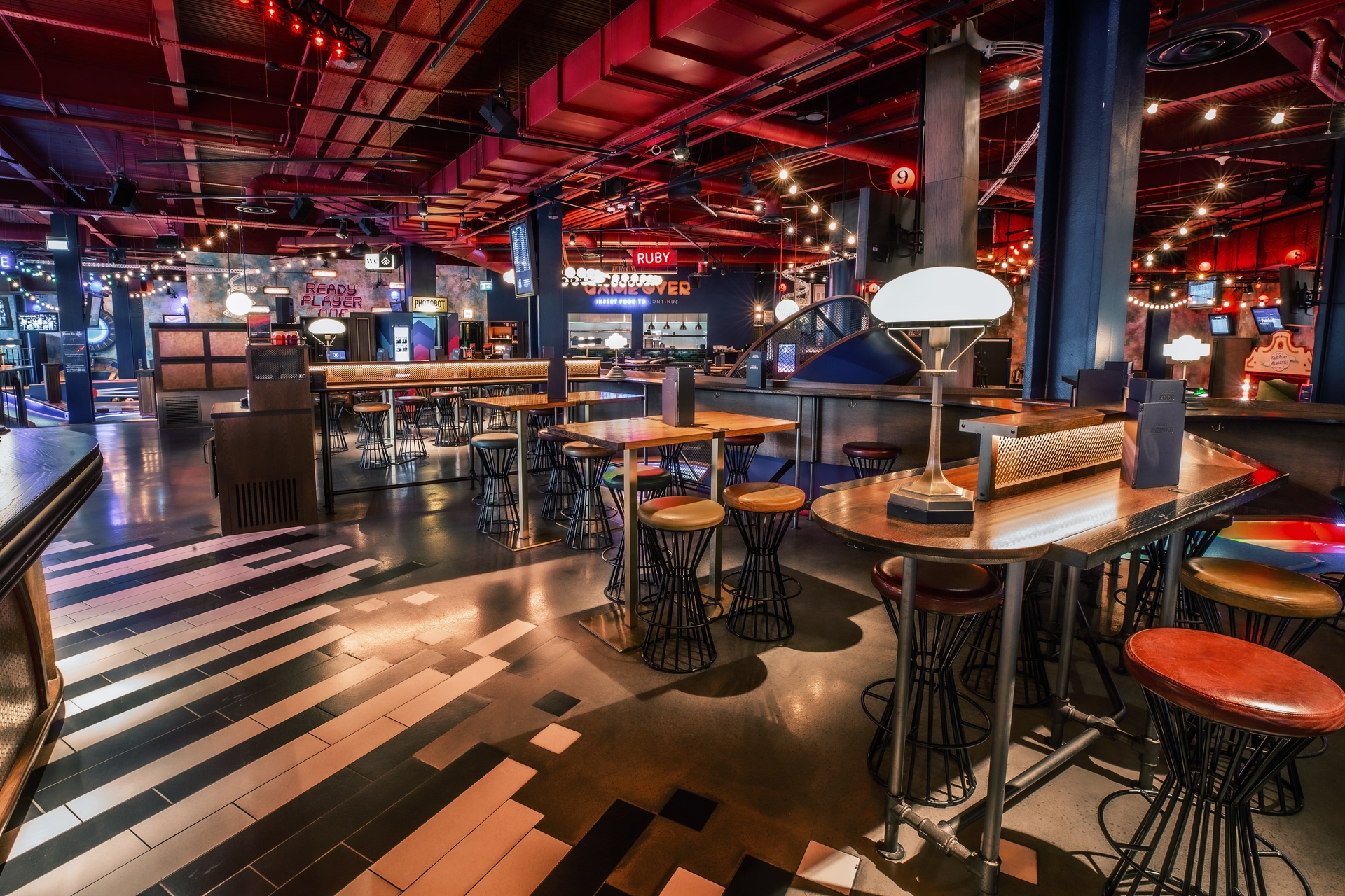 Photo of Puttshack White City, Half Hire