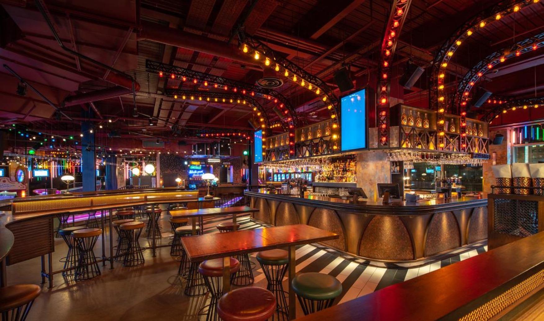 Photo of Puttshack White City