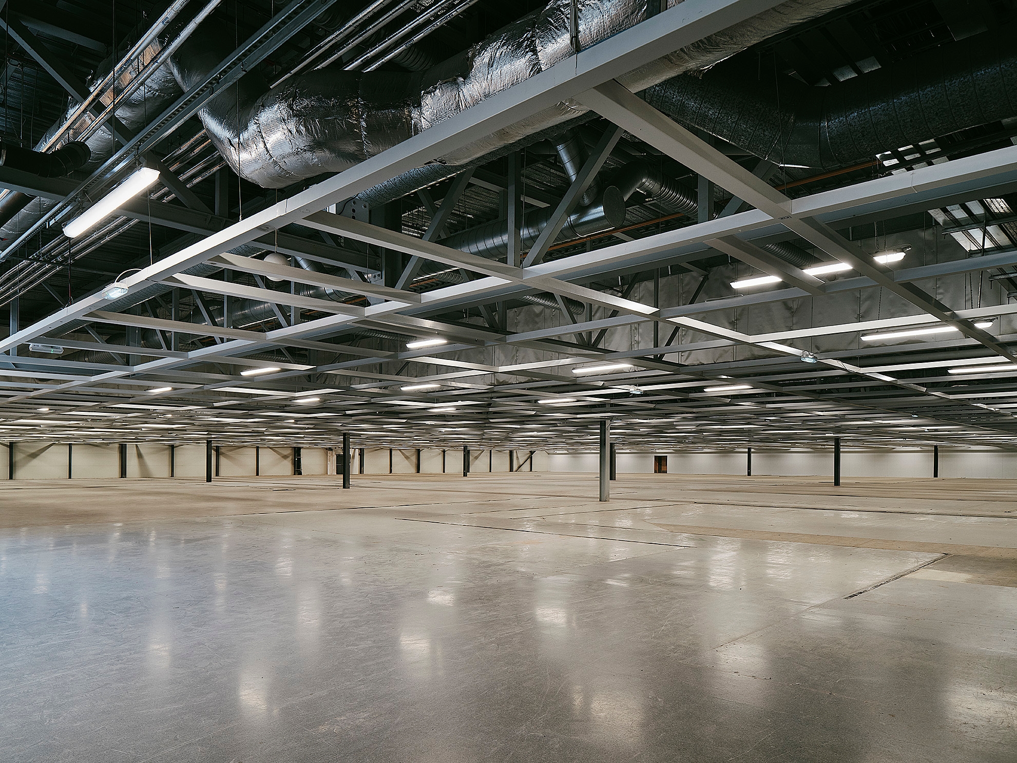 Photo of DRUMSHEDS, Y ROOM