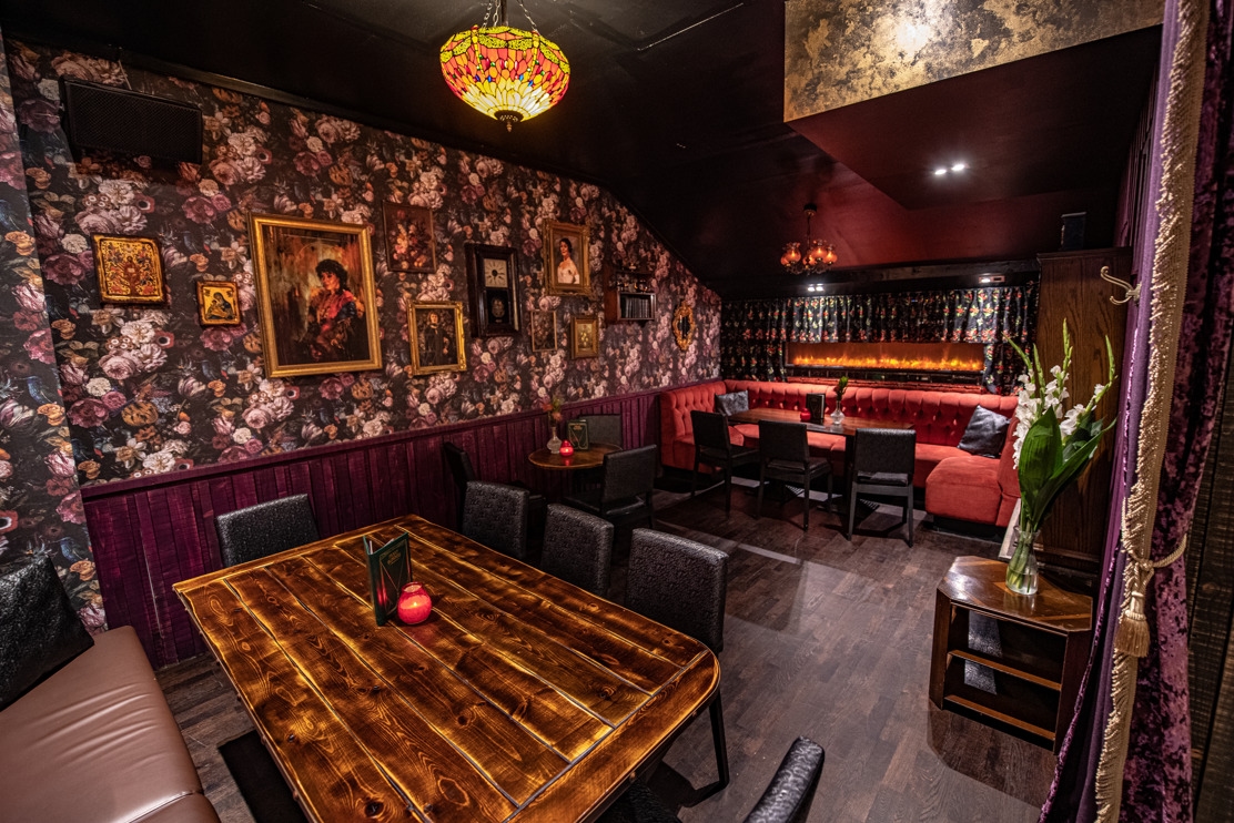 Photo of Peaky Blinders Manchester, Polly's Parlour