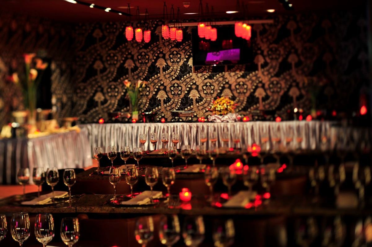 Photo of Vermilion Cinnabar, Abacus Gallery