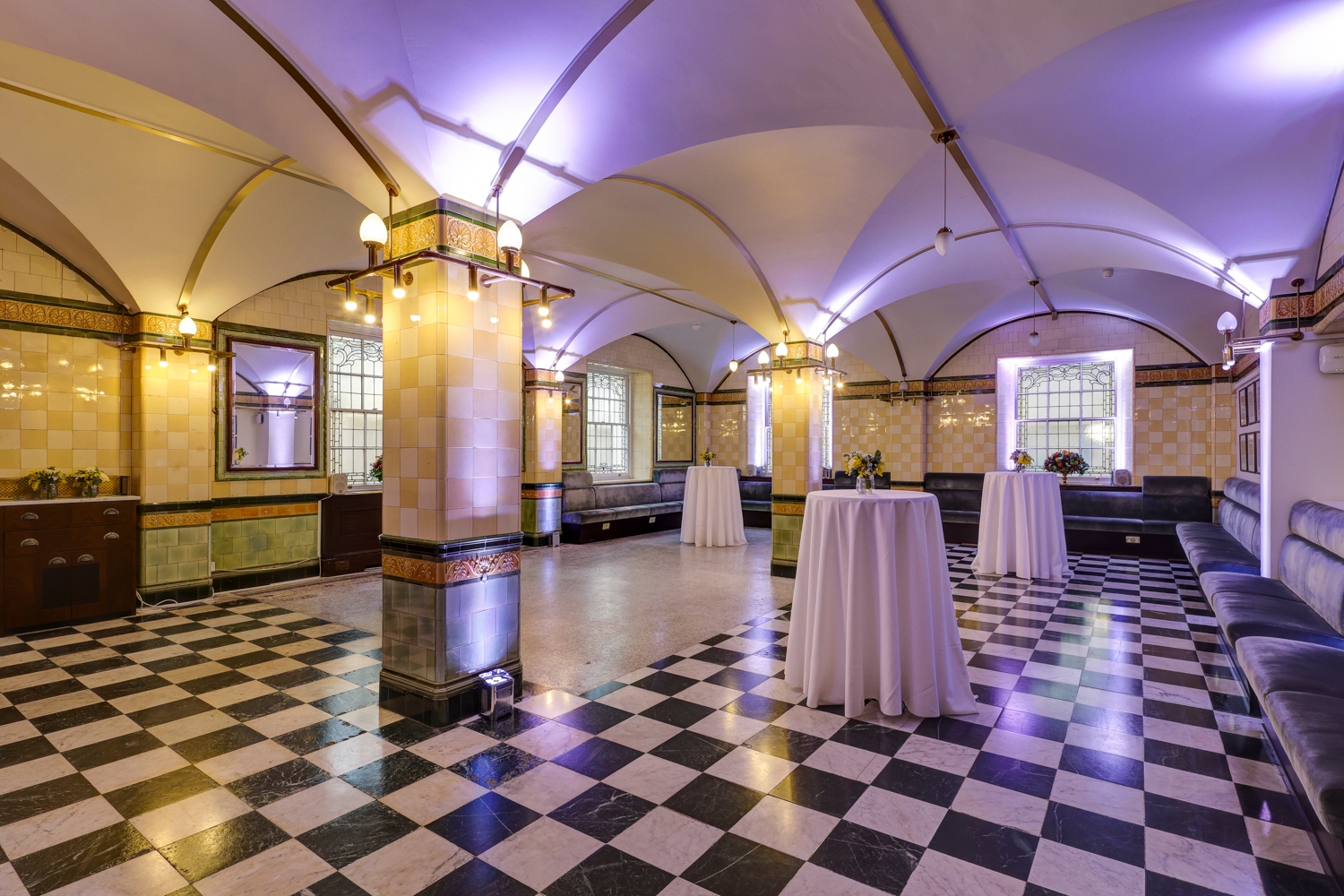 Photo of 116 Pall Mall, Café Duke