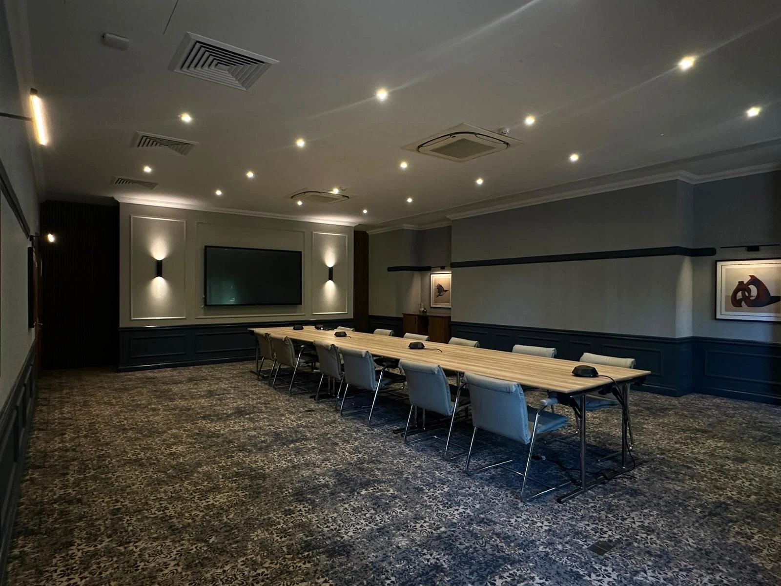 Photo of Kettering Park Hotel & Spa, Barnsdale Suite