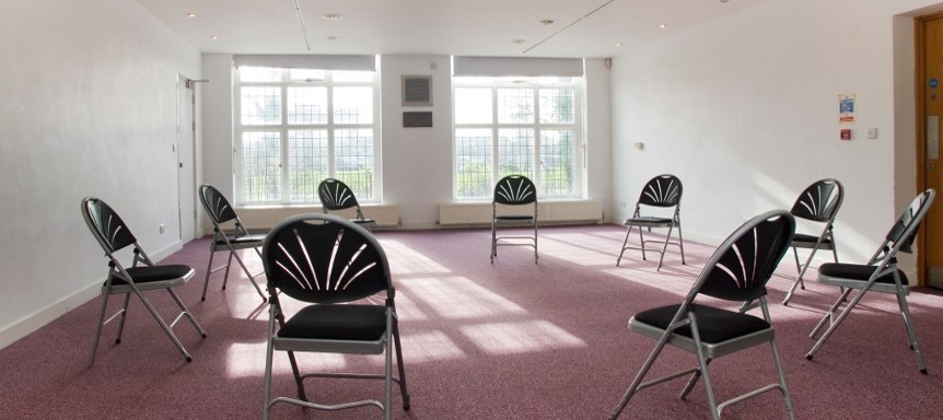 Photo of Oxford House In Bethnal Green, Scott Room