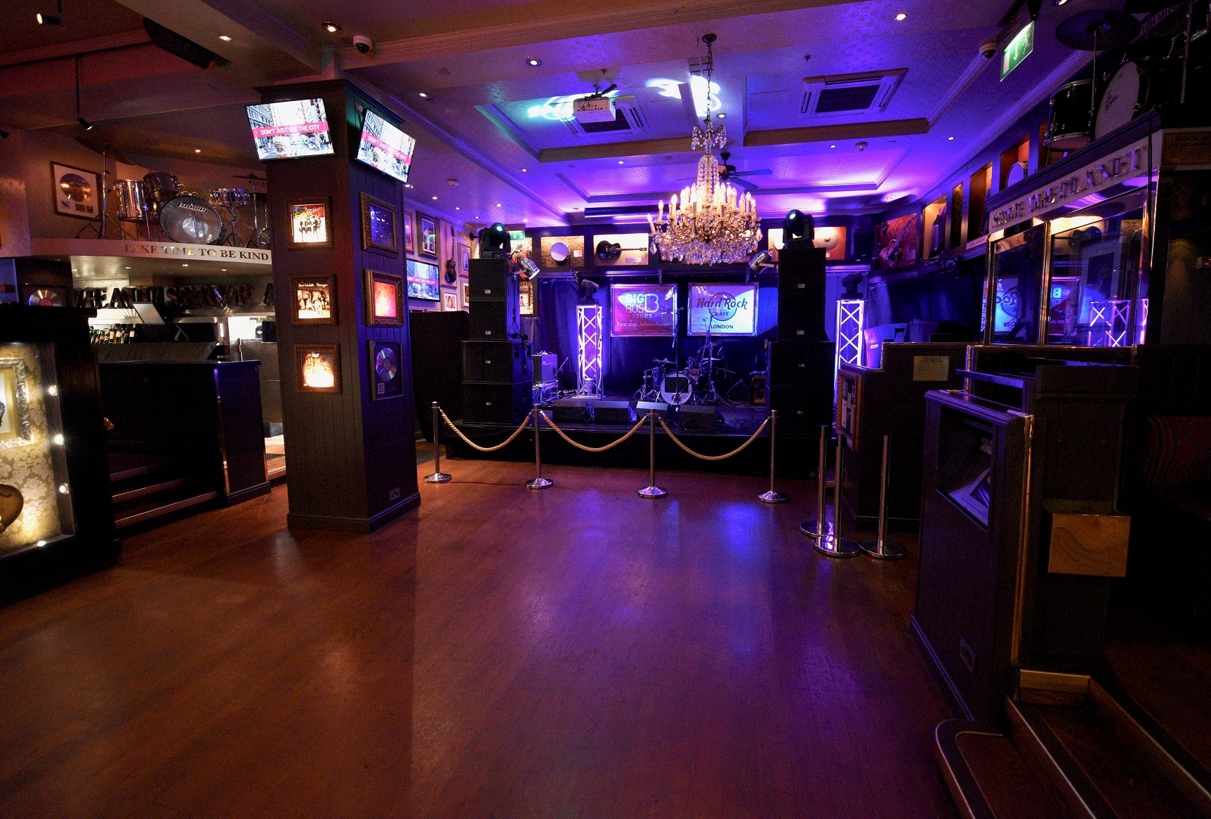 Photo of Hard Rock Cafe London, The Cafe