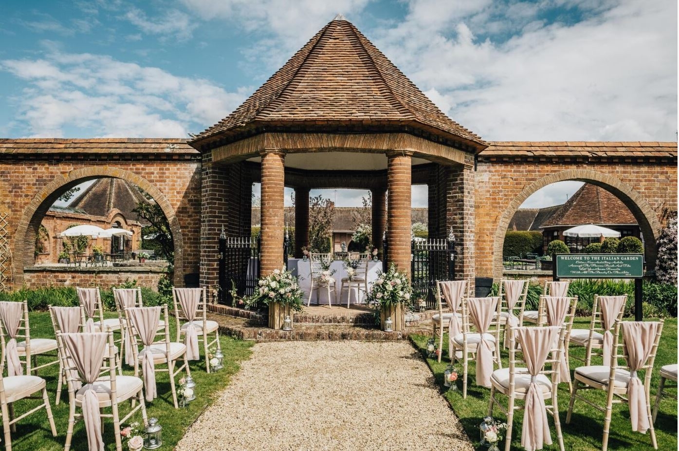 Photo of Milton Hill House, Ivy