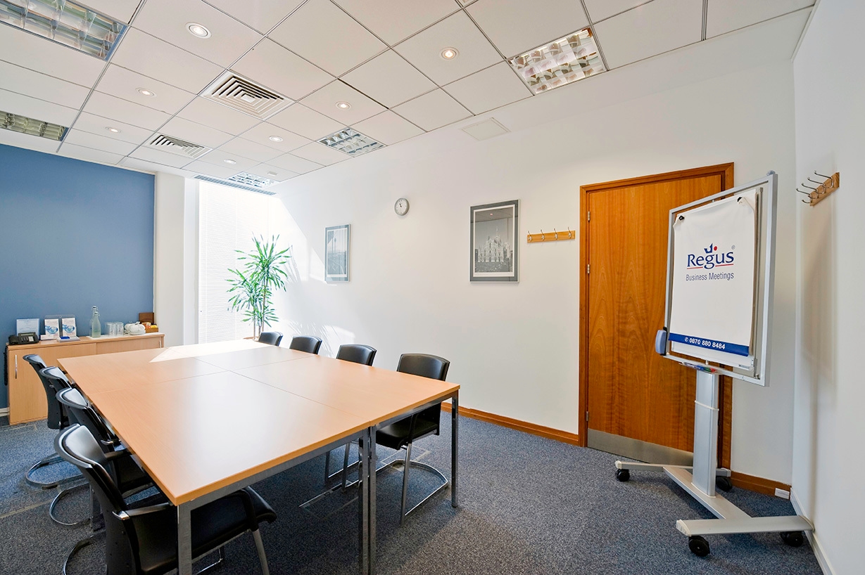 Photo of Regus Swindon Windmill Hill Business Park, Silbury