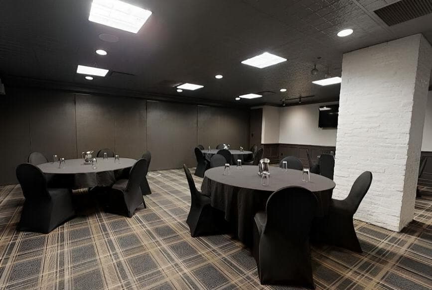 Buckingham A&B, Club Quarters Hotel, Chicago, Central Loop photo #1