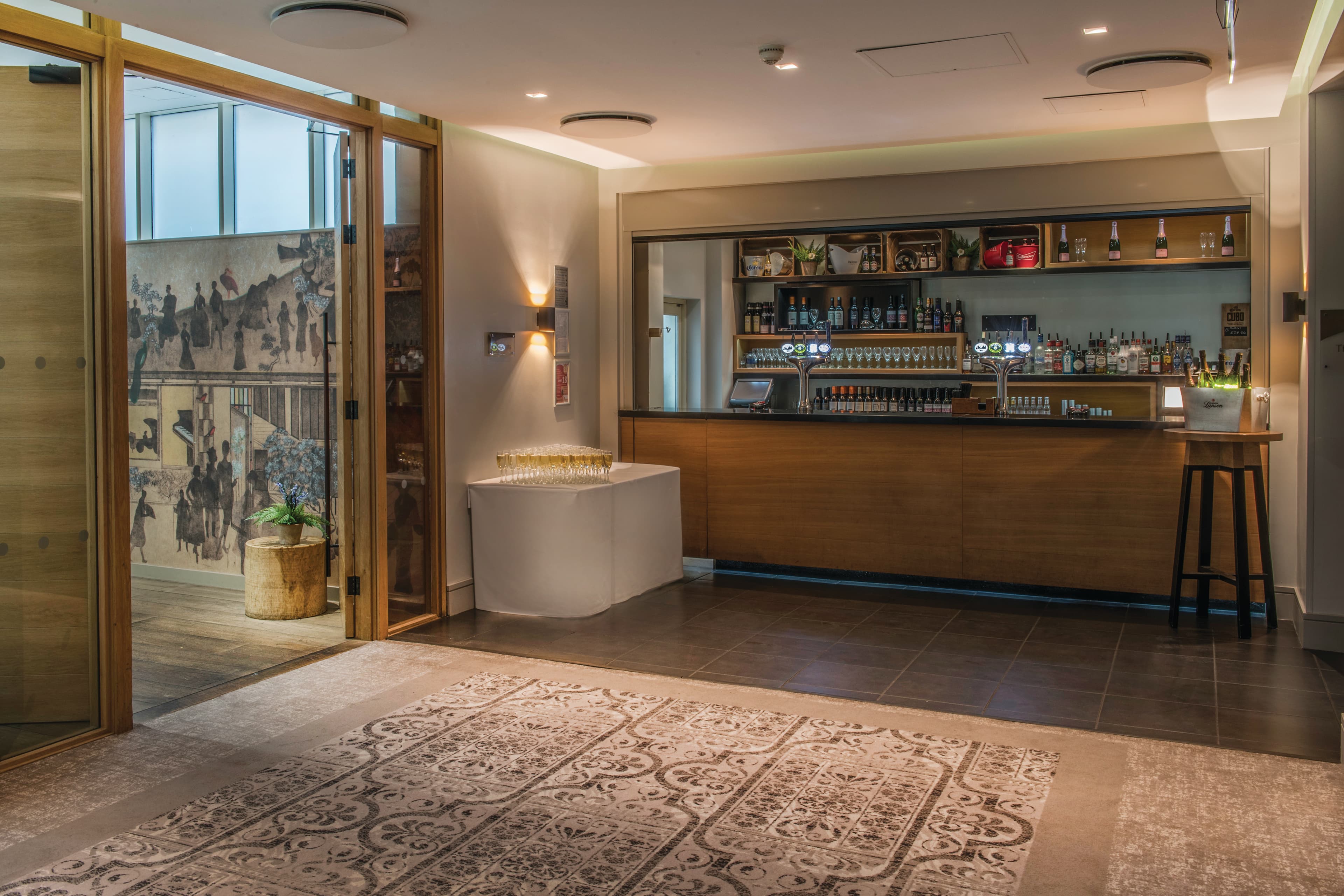 Westminster Suite, De Vere Tortworth Court photo #6