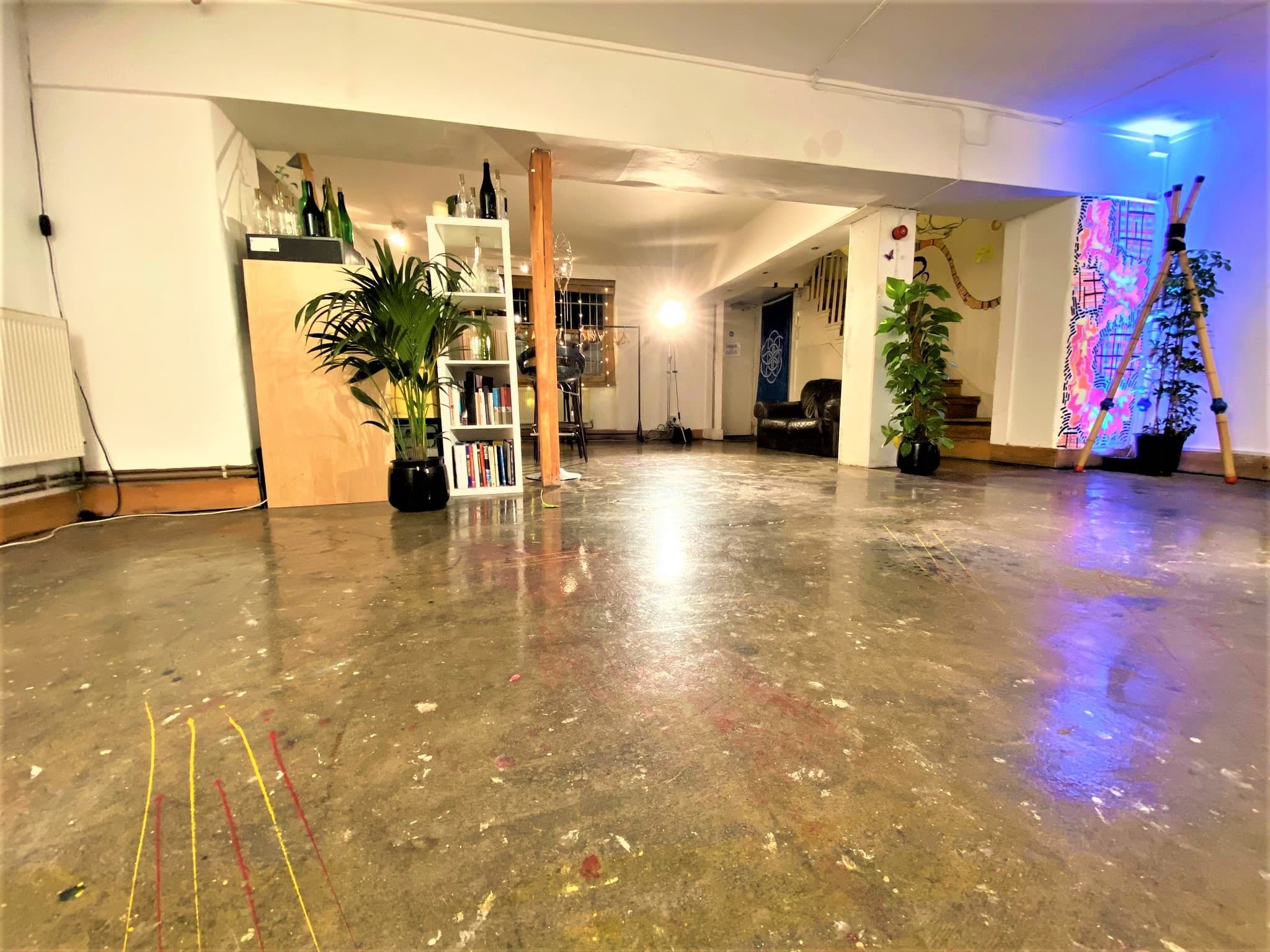 Room 2, Dalston Den photo #24